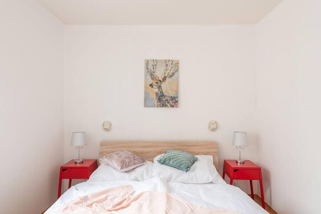 Crystal View Apartment Братислава Екстериор снимка